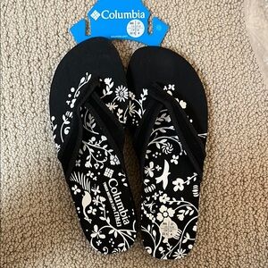 Columbia Women's Black and White Floral Flip Flops